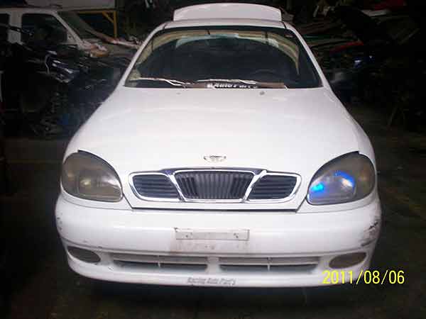 ELECTRO Daewoo LANOS 1998  USADO EN DESARME