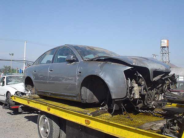 CAPOT Audi A6 2003  USADO EN DESARME