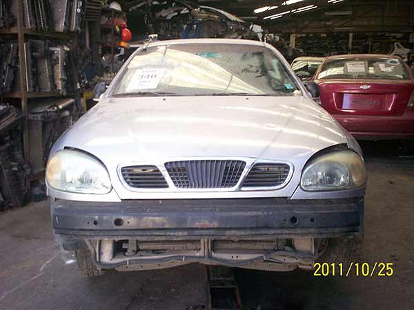 TAPA MALETA Daewoo LANOS 1998  USADO EN DESARME