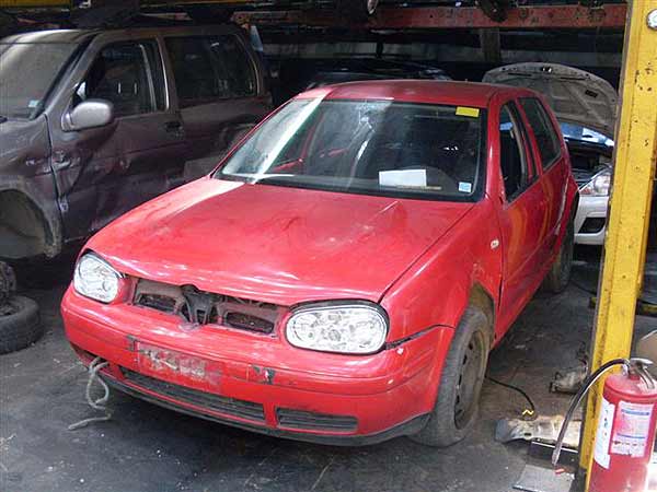 BUTACA  Volkswagen GOLF 2005  USADO EN DESARME