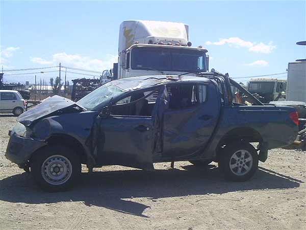 Mitsubishi L200 2010 - 1 REPUESTO USADO/USADA EN DESARME