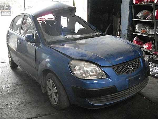 Kia Rio 2006 - 1 REPUESTO USADO/USADA EN DESARME