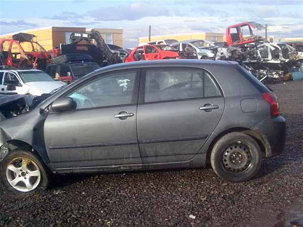 Toyota COROLLA 2006 - 1 REPUESTO USADO/USADA EN DESARME