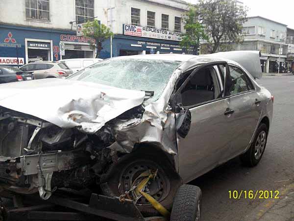 Toyota COROLLA 2010 - 1 REPUESTO USADO/USADA EN DESARME