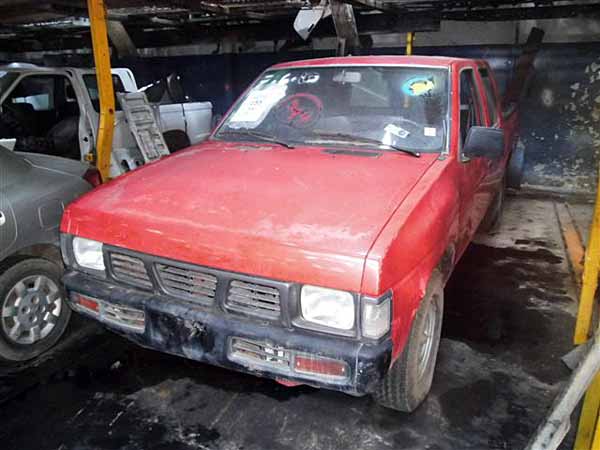  Nissan D21 2000   EN DESARME