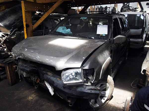 CREMALLERA DE DIRECCIóN Nissan PATHFINDER 2003  USADO EN DESARME