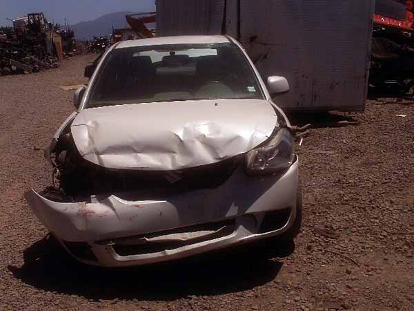 FOCO Suzuki SX4 2009  USADO EN DESARME