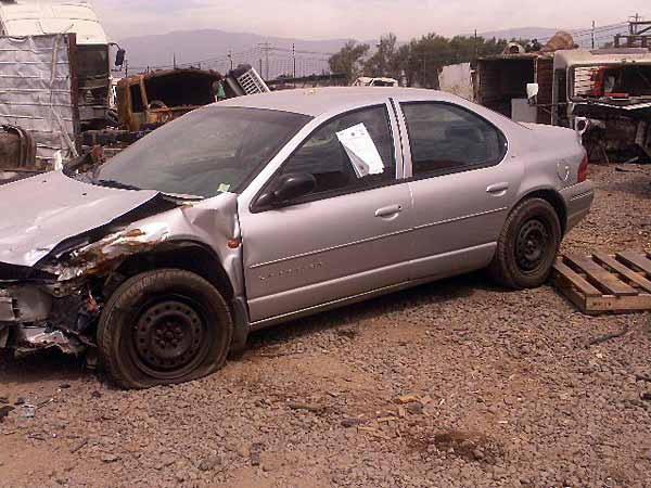 CULATA Chrysler STRATUS ,  EN DESARME