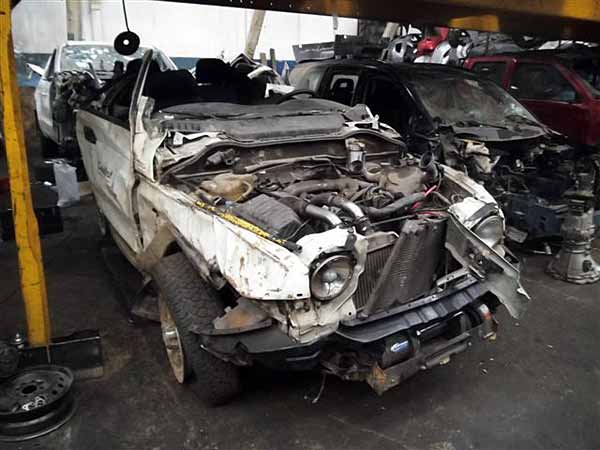 PARA CHOQUE Ssangyong KORANDO 2006  USADO EN DESARME