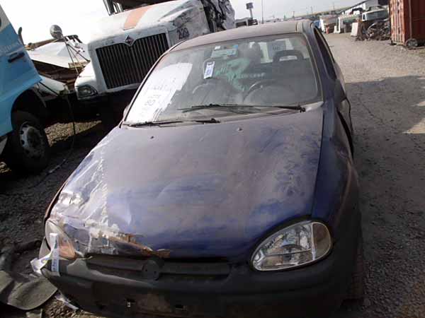 PARA CHOQUE Opel CORSA 1995  USADO EN DESARME