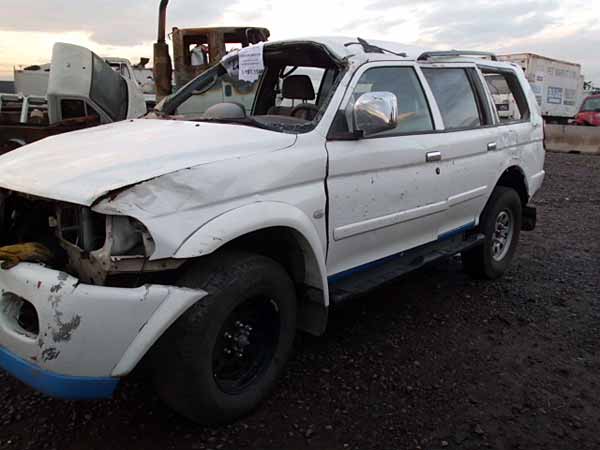 Caja de cambio Mitsubishi MONTERO  USADO