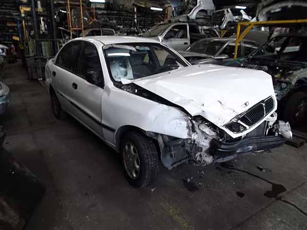 LLANTA Daewoo LANOS 1998  USADO EN DESARME