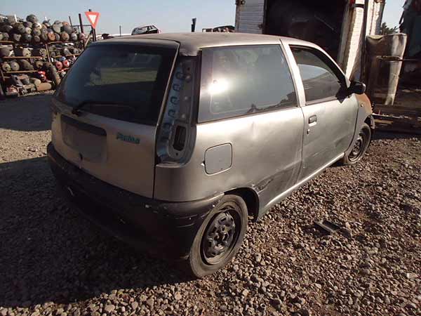 CREMALLERA DE DIRECCIóN Fiat Punto 1996  USADO EN DESARME