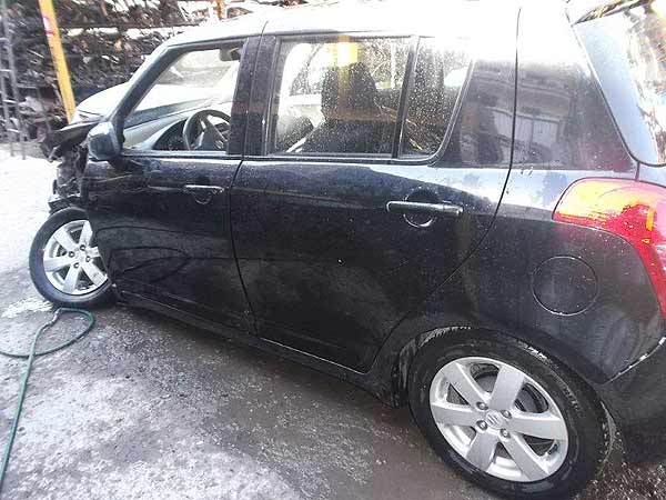 Portalón Suzuki SWIFT  USADO