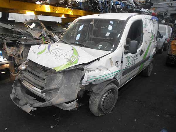 CREMALLERA DE DIRECCIóN Fiat DOBLO 2010  USADO EN DESARME