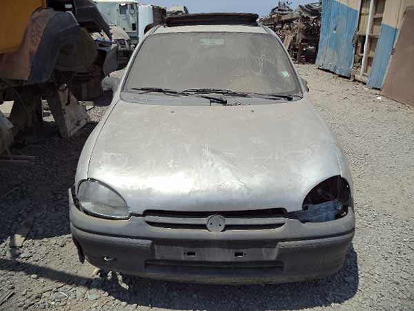 PARA CHOQUE Opel CORSA 1996  USADO EN DESARME