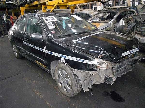 Radiador Kia CERATO  USADO