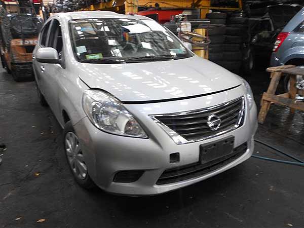 Caja de dirección Nissan VERSA  USADO