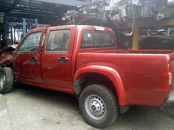 Tapa maleta Chevrolet DMAX  USADO