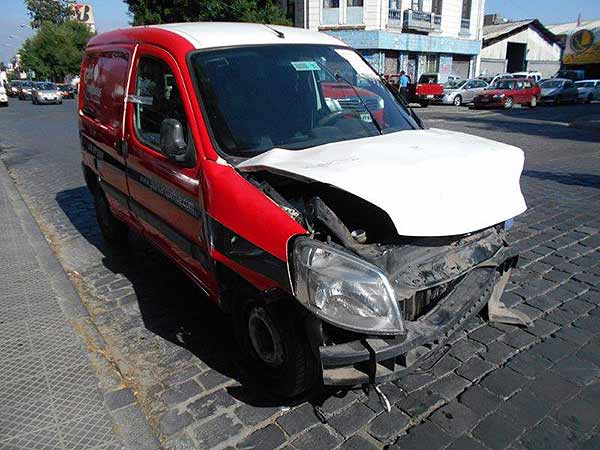 Peugeot PARTNER 2008 - 1 REPUESTO USADO/USADA EN DESARME