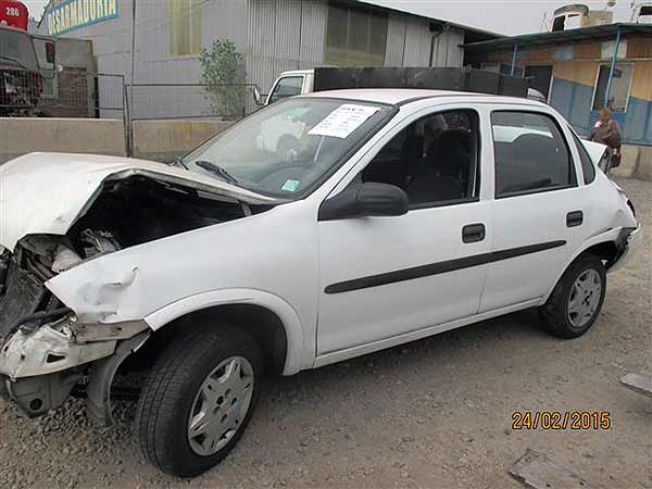  Chevrolet CORSA  USADO