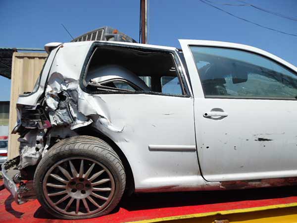 COMPUTADOR Volkswagen GOLF 2001  USADO EN DESARME