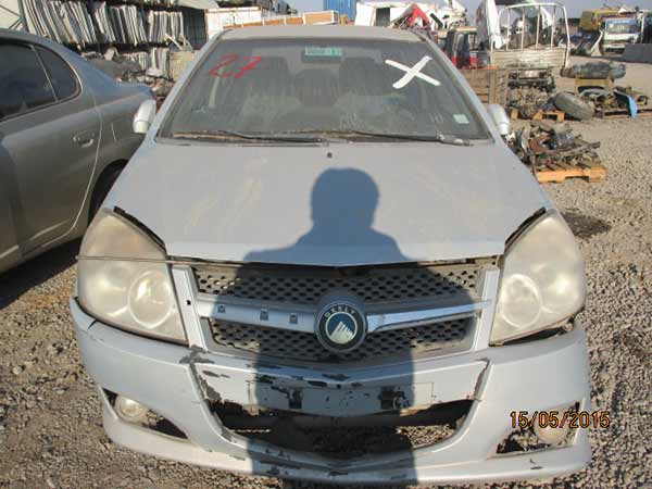 Vidrio Geely MK  USADO