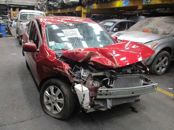 Tapabarro Nissan VERSA  USADO