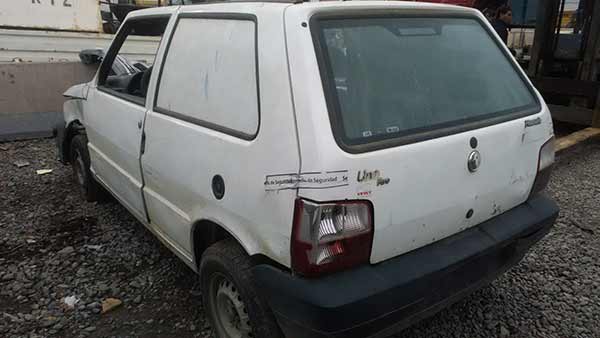 TAPA MALETA Fiat UNO 2010  USADO EN DESARME