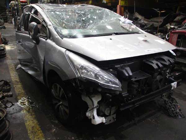 INYECTOR Peugeot 3008 2016  USADO EN DESARME