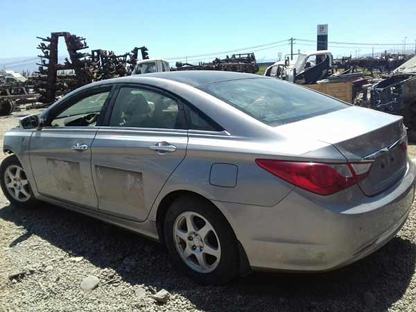  Hyundai SONATA 2012   EN DESARME