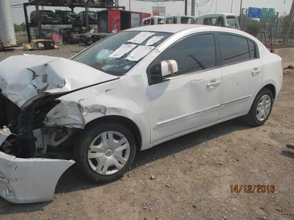 PORTALóN Nissan SENTRA 2011  USADO EN DESARME