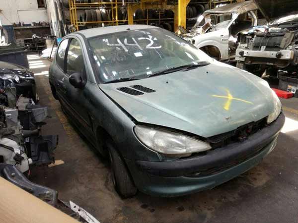 CREMALLERA DE DIRECCIóN Peugeot 206 2000  USADO EN DESARME