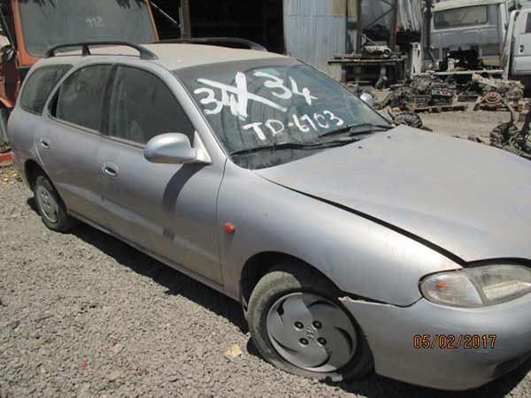 Tapa maleta Hyundai ELANTRA  USADO