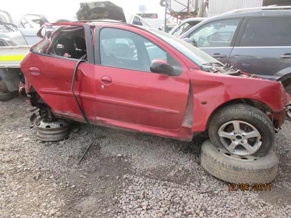 CULATA Peugeot 206 2009  USADO EN DESARME