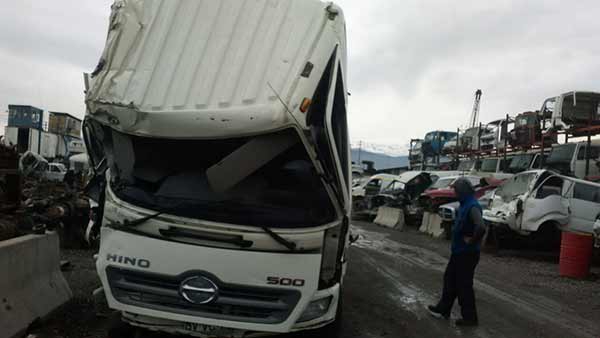 CAPOT Hino 500 2015  USADO EN DESARME