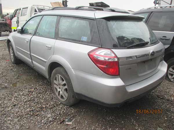 CAPOT Subaru LEGACY 2007  USADO EN DESARME