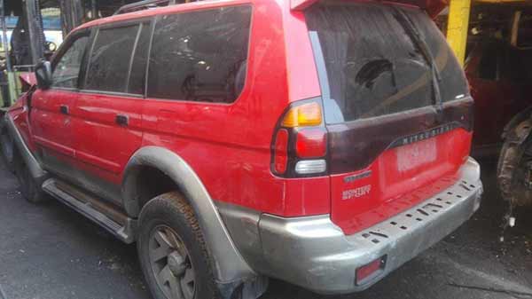 TABLERO Mitsubishi MONTERO 2004  USADO EN DESARME