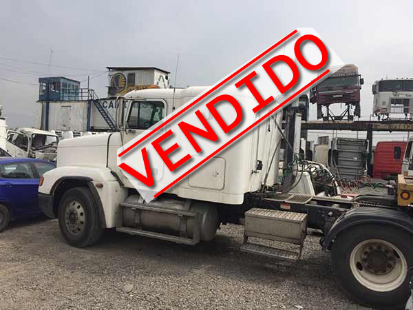 Freightliner FLD 2005 - 1 REPUESTO USADO/USADA EN DESARME