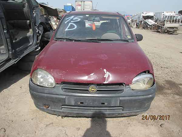 PARA CHOQUE Opel CORSA 1995  USADO EN DESARME