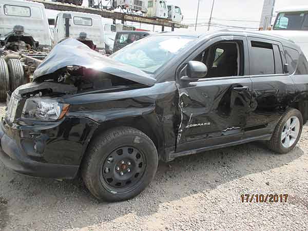 TAPA MALETA Jeep COMPASS 2015  USADO EN DESARME