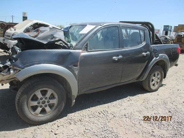 Caja de dirección Mitsubishi L200  USADO