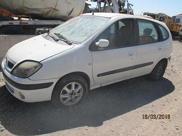 CAJA DE DIRECCIóN Renault SCENIC 2005  USADO EN DESARME