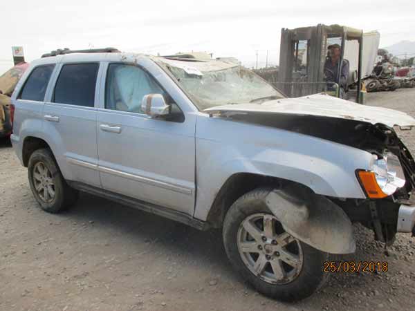 PUERTA Jeep GRAND CHEROKEE 2009  USADO EN DESARME