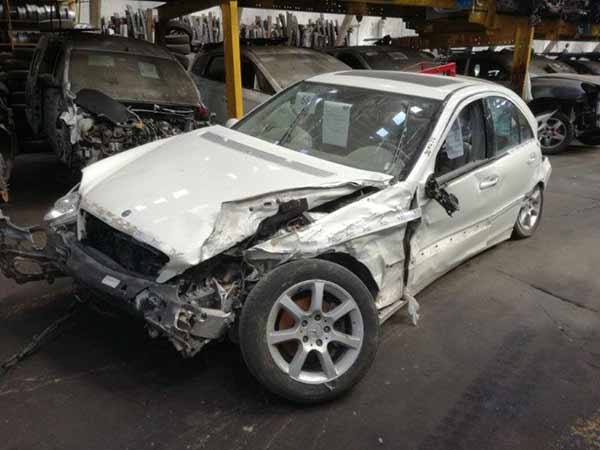 RADIADOR Mercedes-Benz C180 2008  USADO EN DESARME