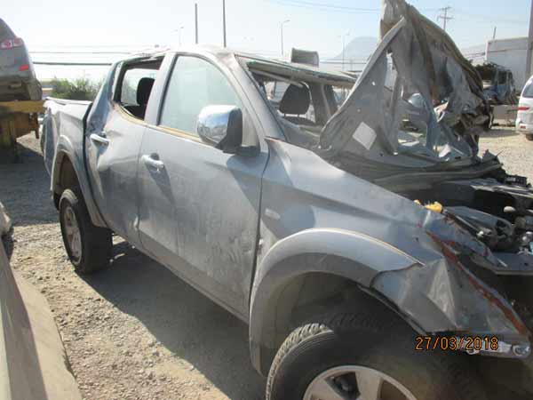 Vidrio Mitsubishi L200  USADO