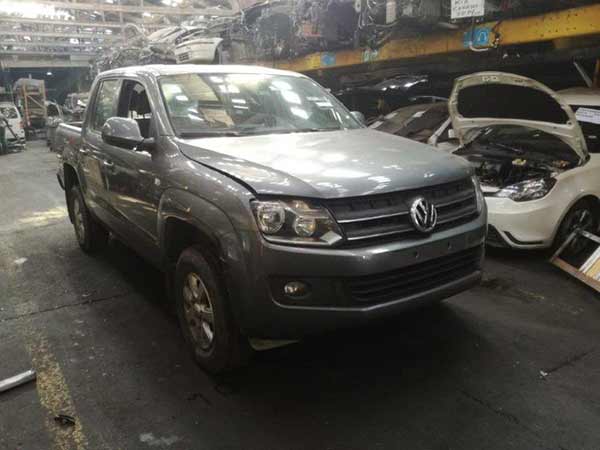 Foco Volkswagen AMAROK  USADO