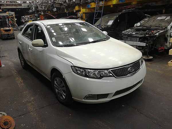 TABLERO Kia CERATO 2012  USADO EN DESARME