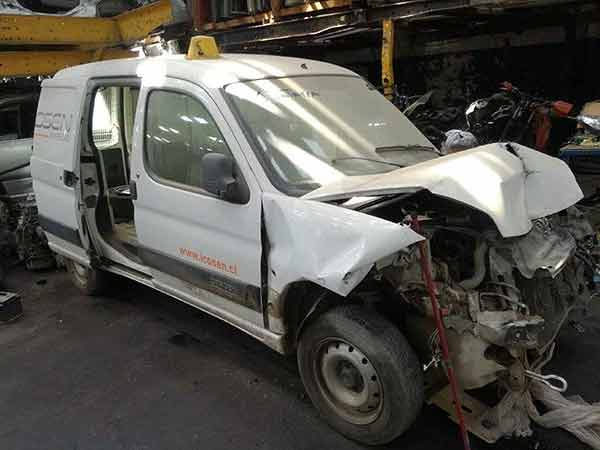 CULATA Citroen BERLINGO 2012  USADO EN DESARME