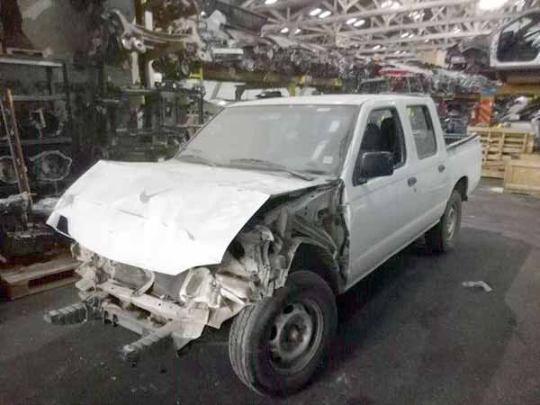 Cremallera de dirección Nissan TERRANO  USADO